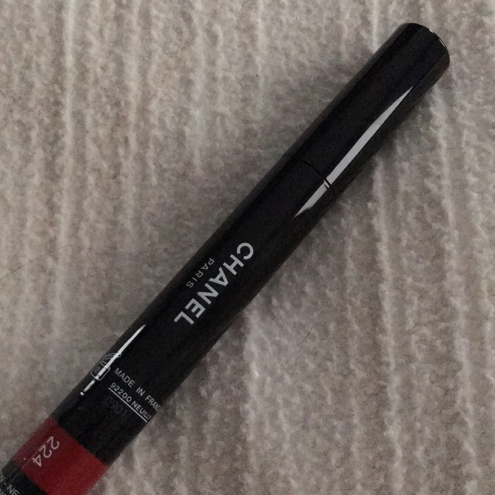 Chanel lip shine